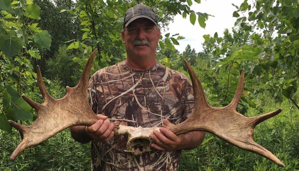 Moose Hunting